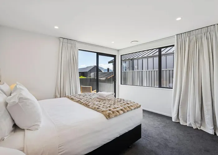 Holiday home Mountain Views Wanaka